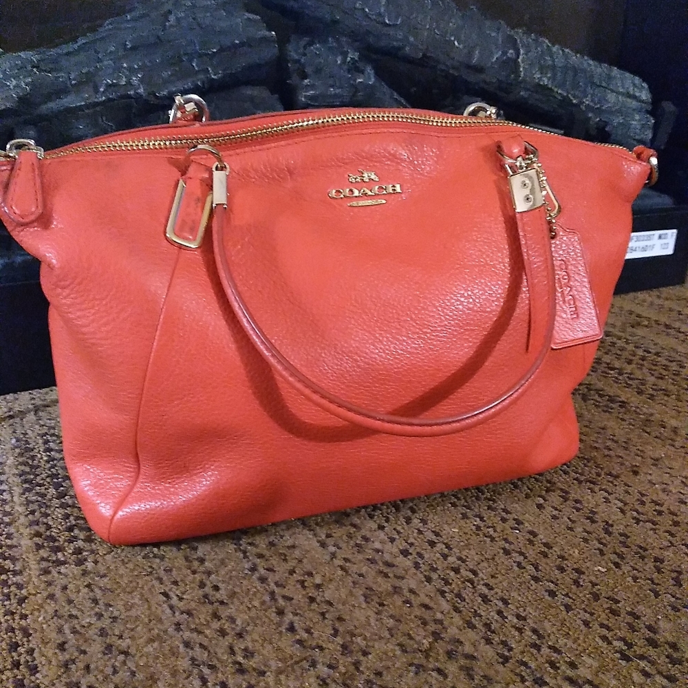 Women's red coach handbag preowned